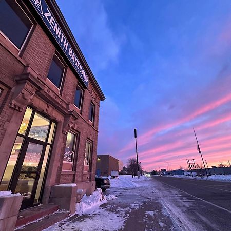Zenith Basecamp Pansiyon Duluth Dış mekan fotoğraf